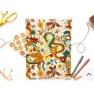 20 (12 x 15.5) Large Retro (Hippie Vibes) Floral Patterned Mailers Poly Bags